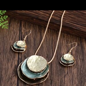 Necklace and earrings set, goldstone